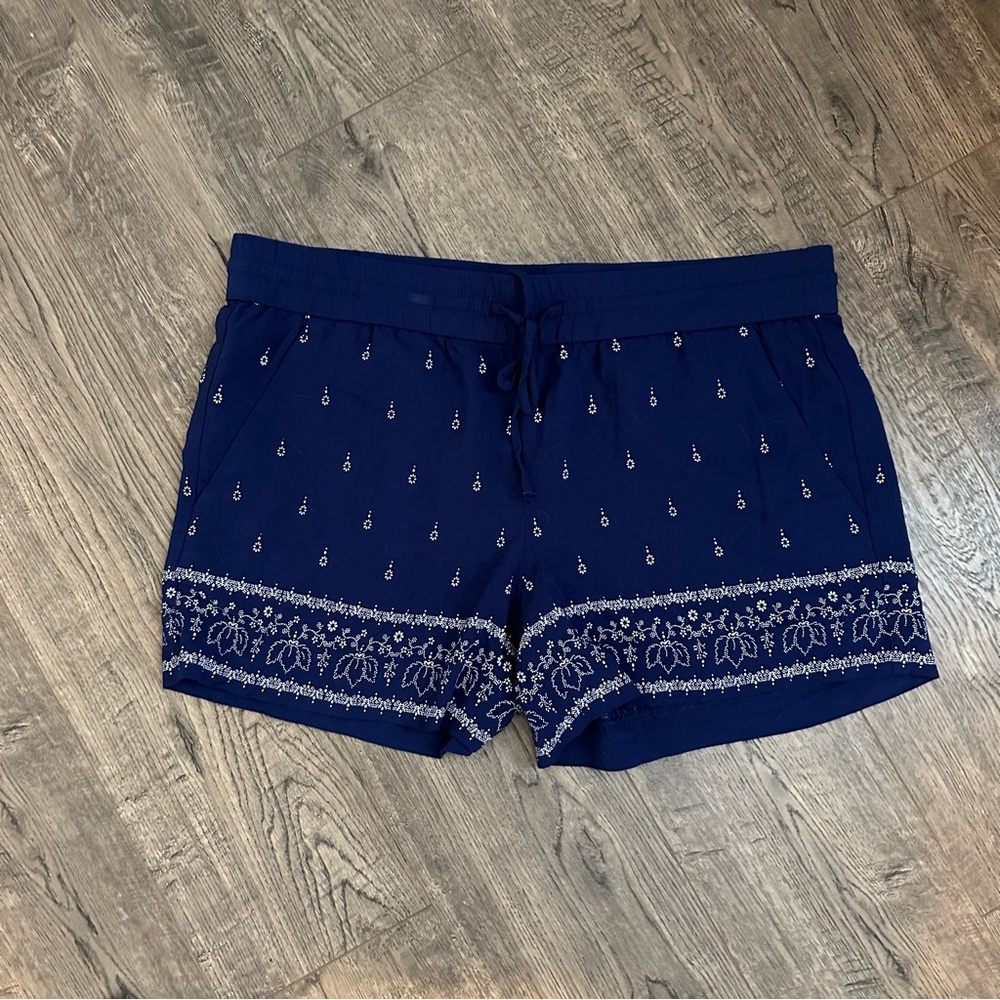 Loft Shorts